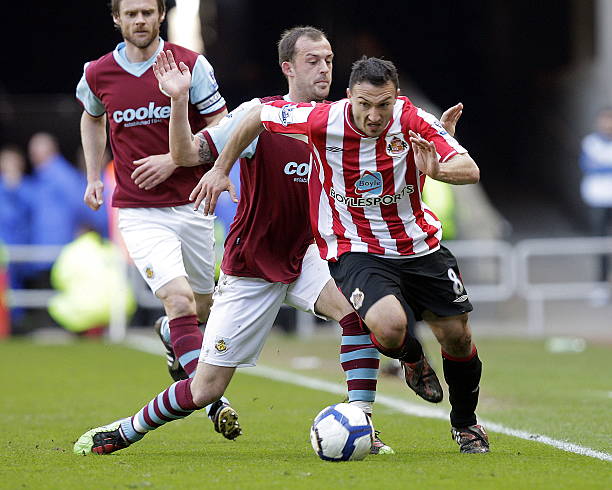 更是一种对 更是一种对